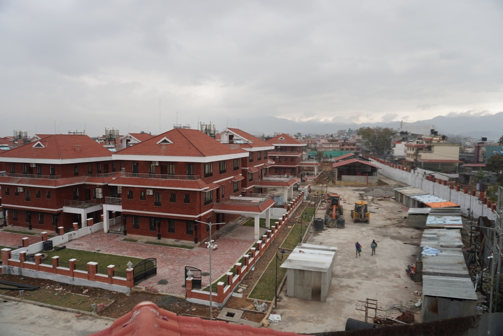 मन्त्री आवास निर्माण