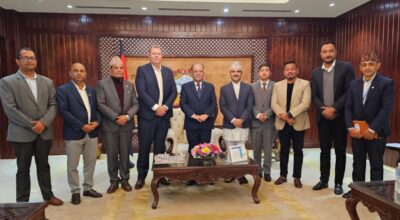 प्रधानमन्त्री प्रचण्ड र जर्ज बार्क्ले