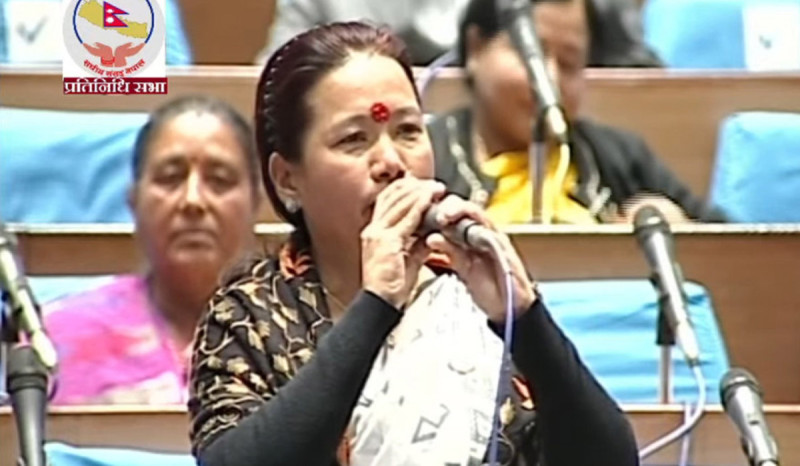 सुशीला थिङ