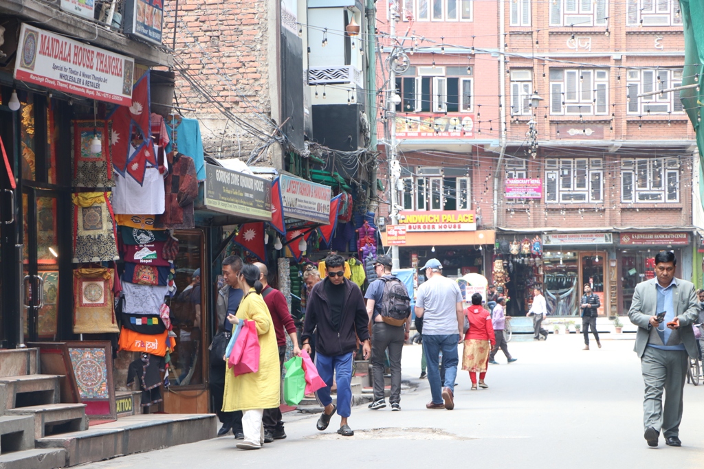 ठमेलका व्यवसायी उत्साहित