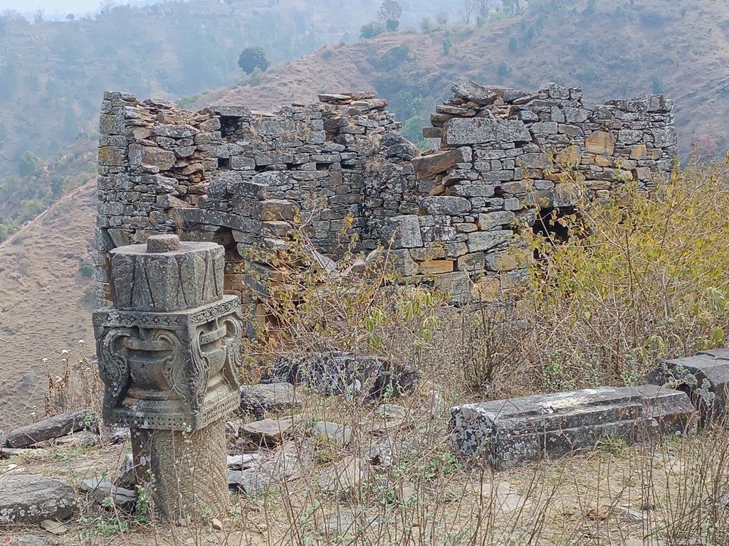 डडेल्धुराको अजयमेरुकोट