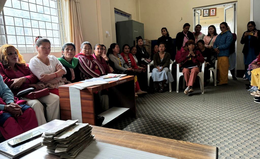 एकल महिला समूहलाई व्यवसाय गर्न ‘बीउ पुँजी’