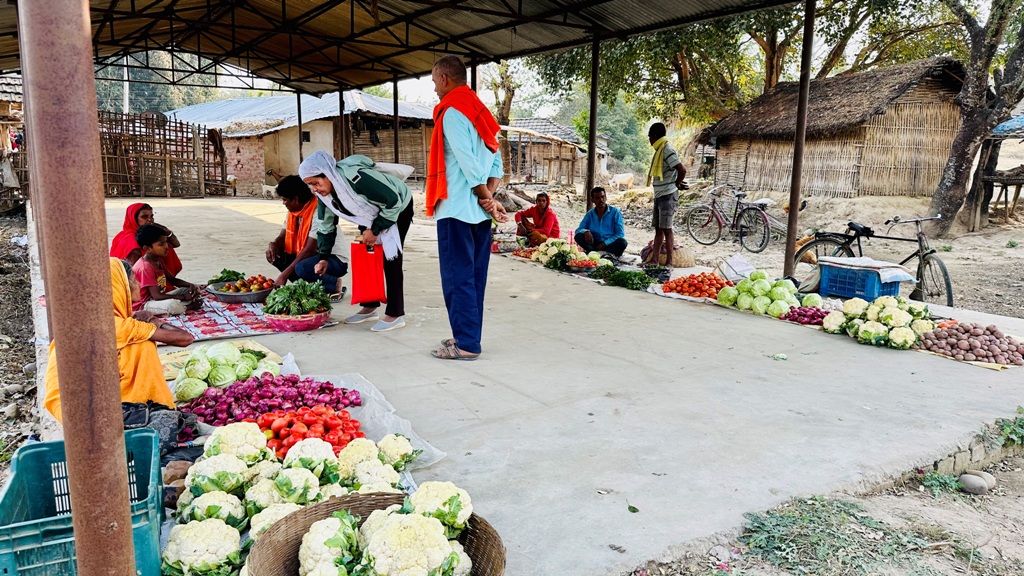 तरेगणा हाटबजार सञ्चालन