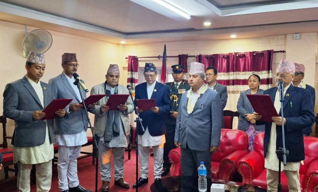 बागमतीमा नवनियुक्त मन्त्रीले लिए शपथ