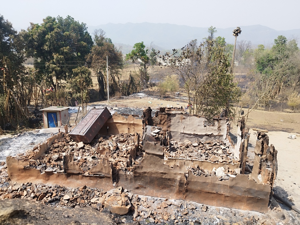 दाङ्ग आगलागी