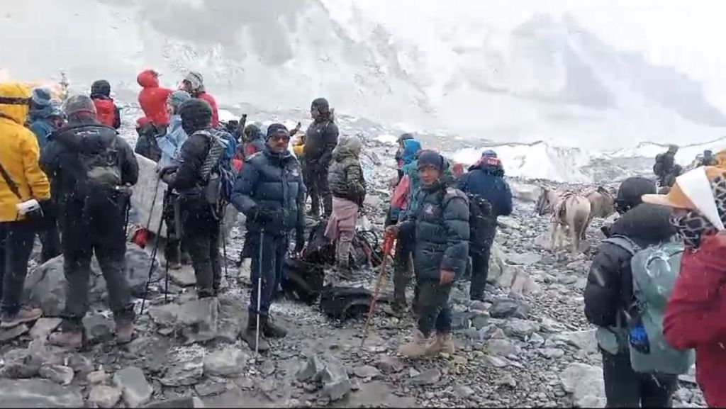 सगमारमाथा आधार शिविर