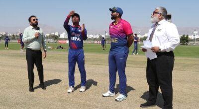 ब्याटिङ गर्दै नेपाल