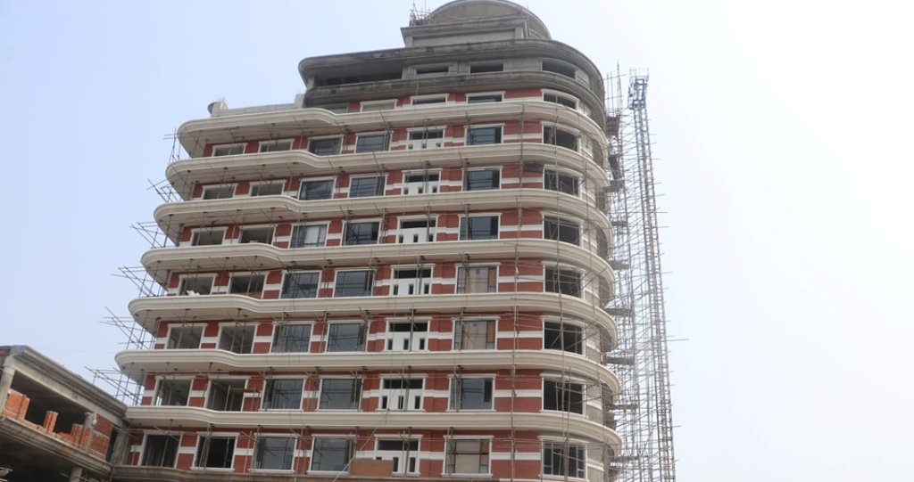 क्वीन टावर