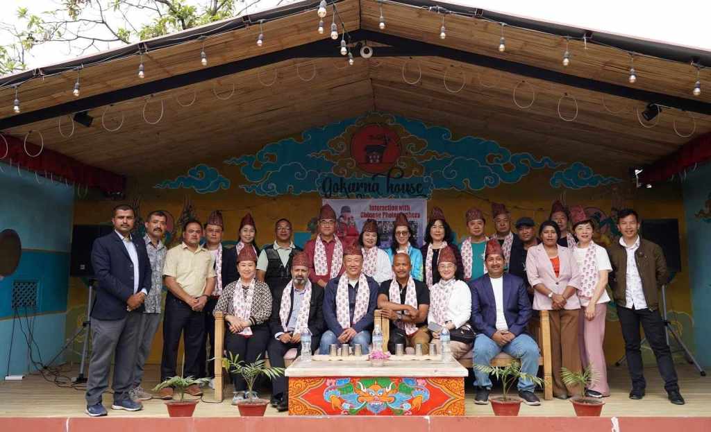 चिनियाँ फोटोग्राफरसँग एनएफपिजे नेपालको अन्तर्क्रिया