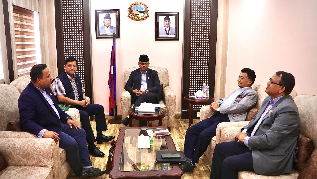 कार्यदलको बैठक