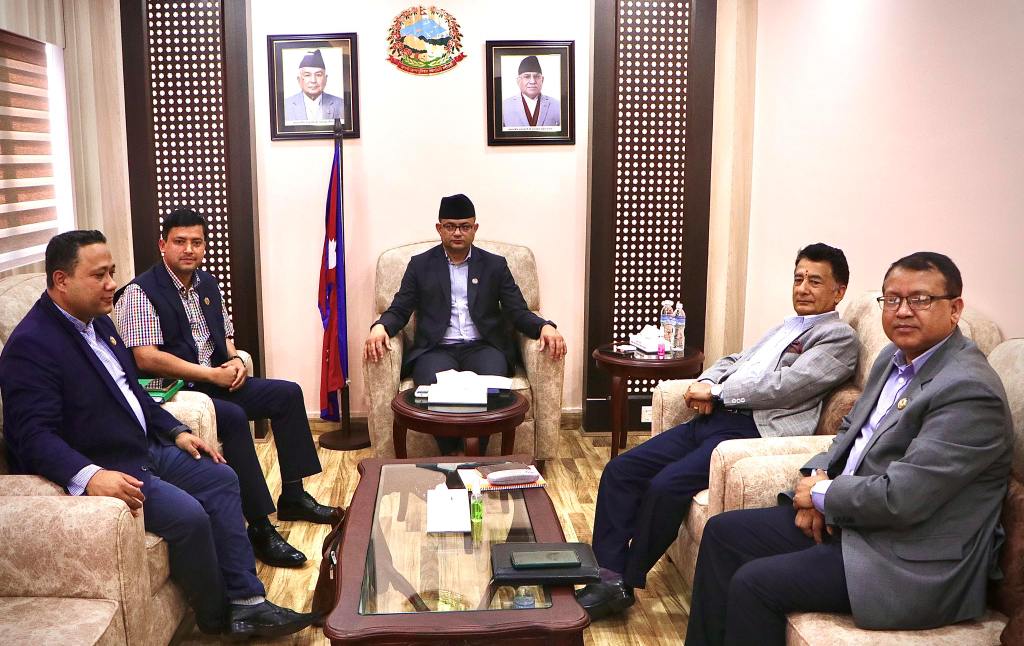 कार्यदलको बैठक