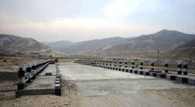 लोमान्थाङको नाम्डोक खोलामा पक्की पुल निर्माण