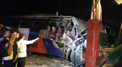 चार सवारी साधन एकापसमा ठोक्किए