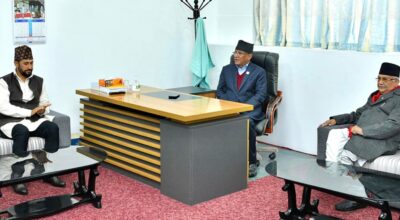 सिंहदरबारमा प्रचण्ड, ओली र रविबीच छलफल