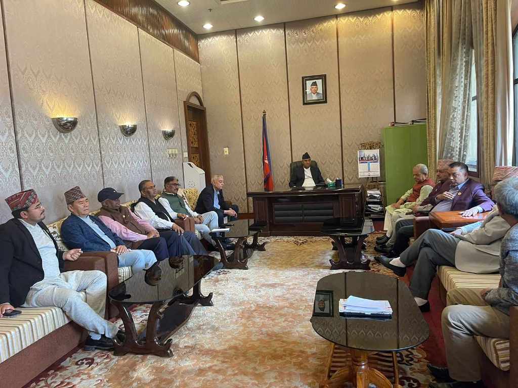 संसद भवन नयाँ बानेश्वरमा विपक्षी दलको छलफल जारी