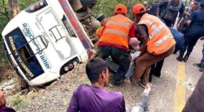 सुर्खेत बस दुर्घटना