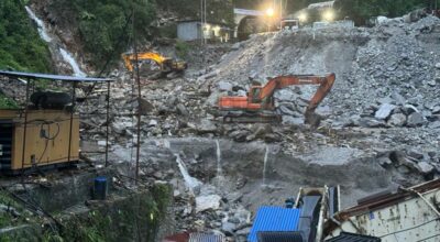 पहिरोमा पुरिएर अरुण तेस्रो जलविद्युतका एक मजदुरको मृत्यु, दुईजना घाइते