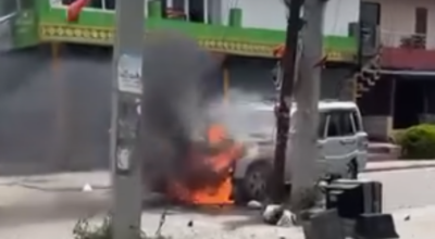 विराटनगरमा विद्यार्थीद्वारा सरकारी गाडीमा आगजनी