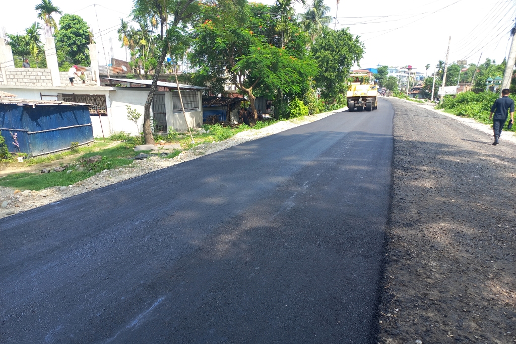 बिर्तामोड–शनिश्चरे सडक कालोपत्र