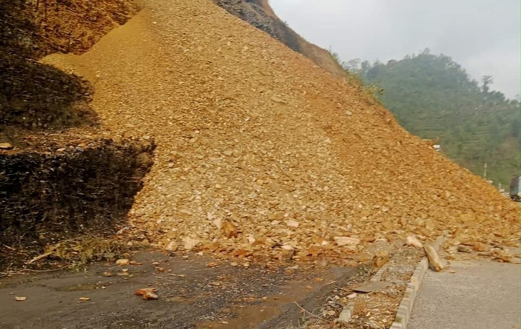 पृथ्वी राजमार्ग