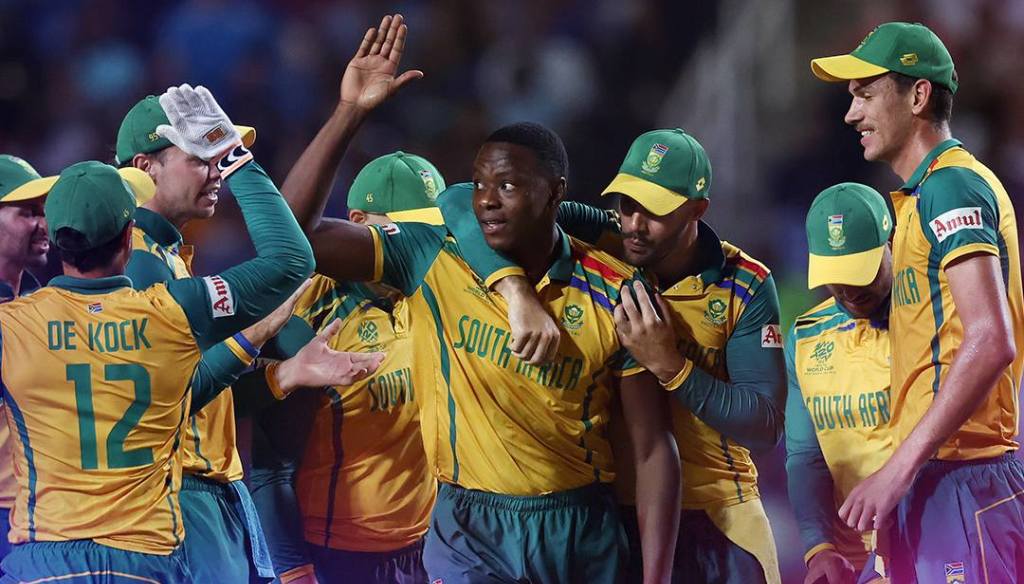 दक्षिणअफ्रिका फाइनमा