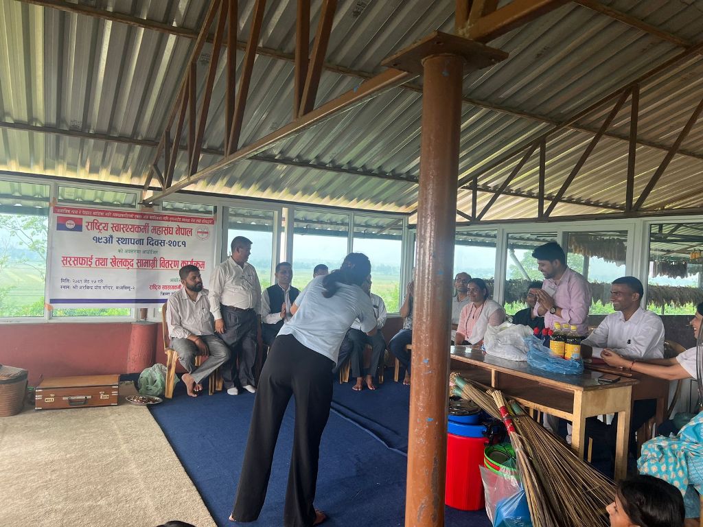 खेलकुद सामाग्री वितरण