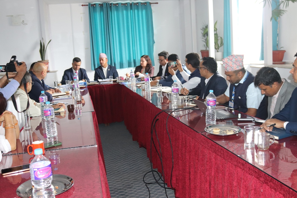 दीपक खड्का