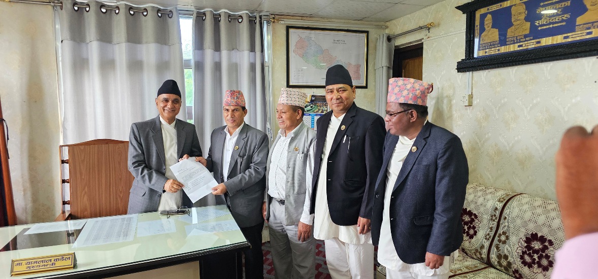 कर्णाली प्रदेश सरकारमा माओवादीका चार मन्त्रीले दिए राजीनामा