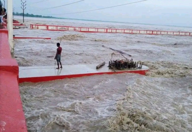 कोशी ब्यारेजका ४१ ढोका खोलिए