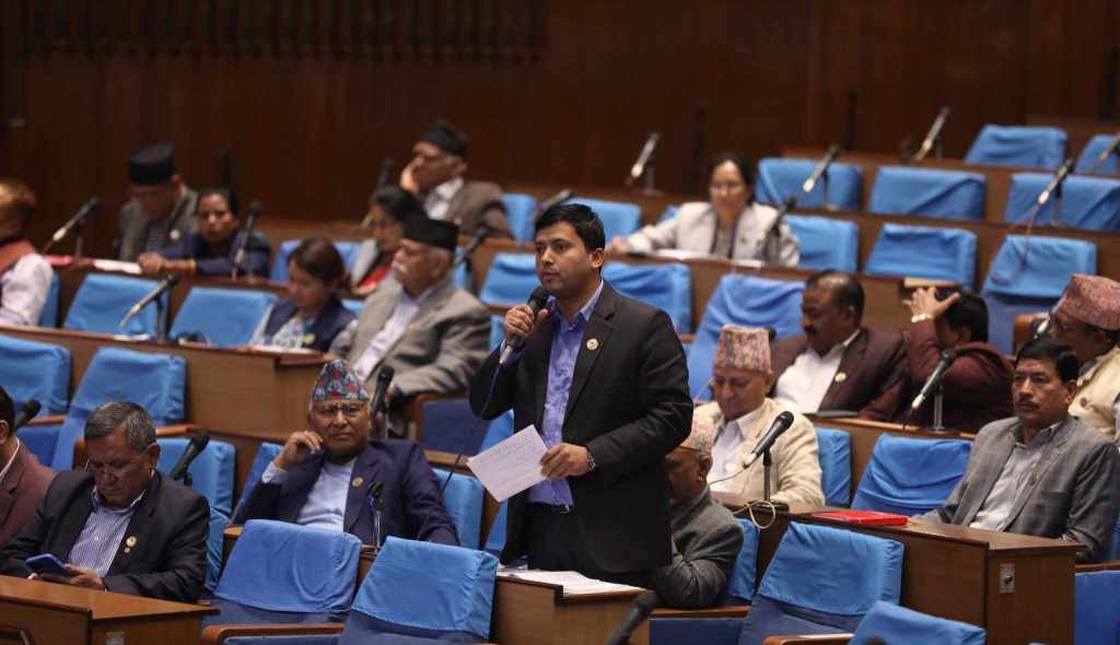 महेशकुमार बर्तौला