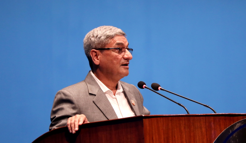 रमेश लेखक