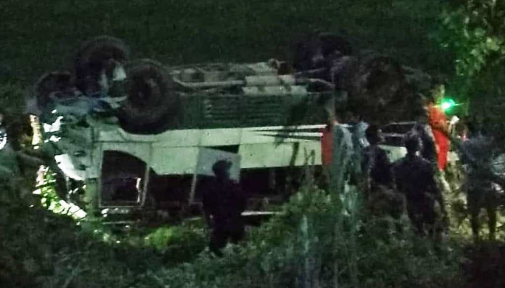 यात्रुवाहक बस दुर्घटना