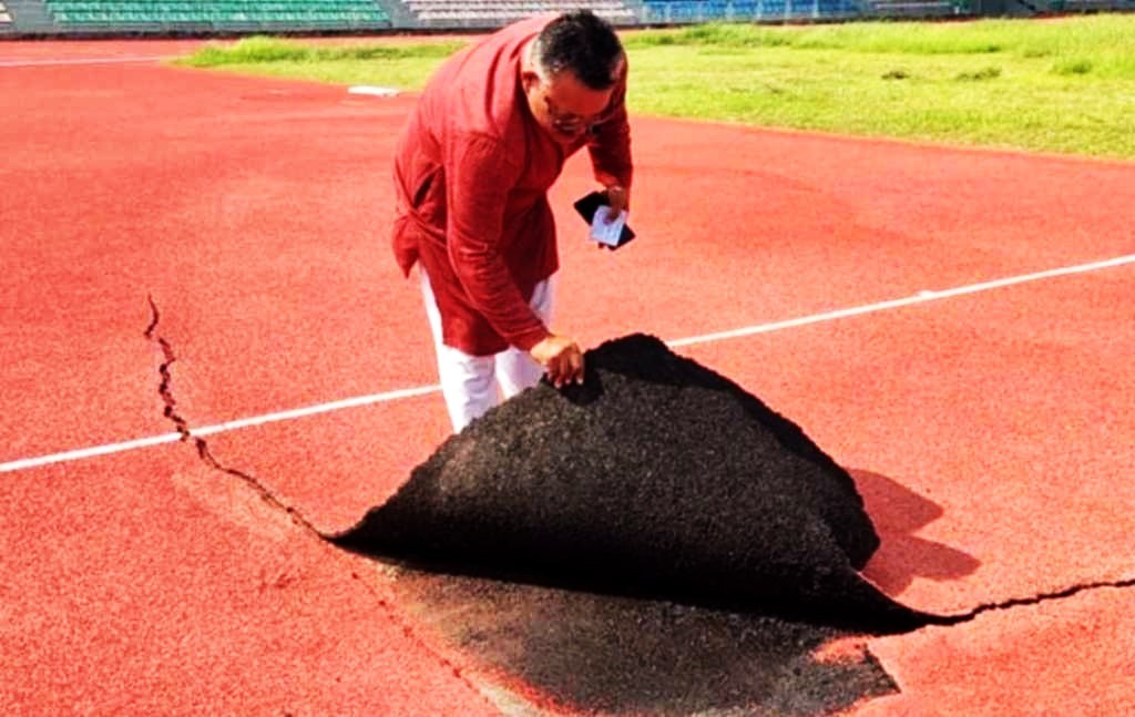 सेन्थेटिक ट्रयाक