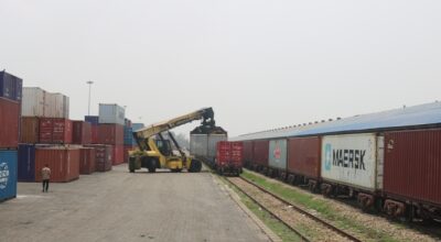 खाली कन्टेनर नहटाइँदा भन्सारको ‘यार्ड’ भरिभराउ