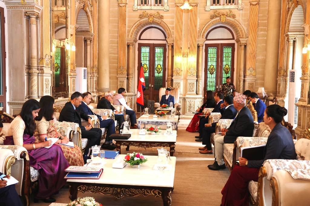 प्रधानमन्त्री ओलीसँग भारतीय विदेश सचिवको शिष्टाचार भेट