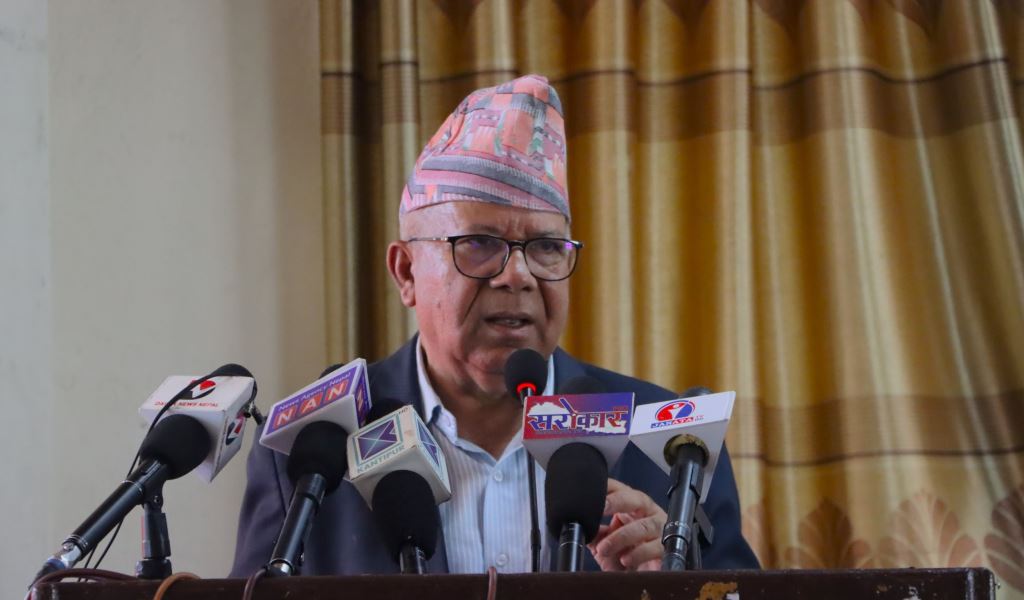 माधवकुमार नेपाल