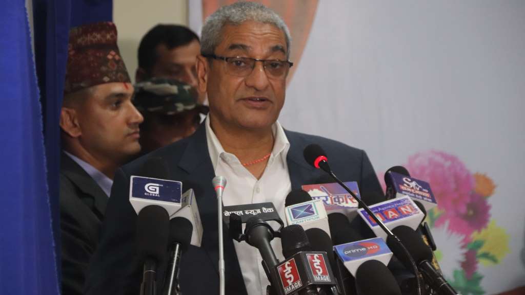 रमेश लेखक