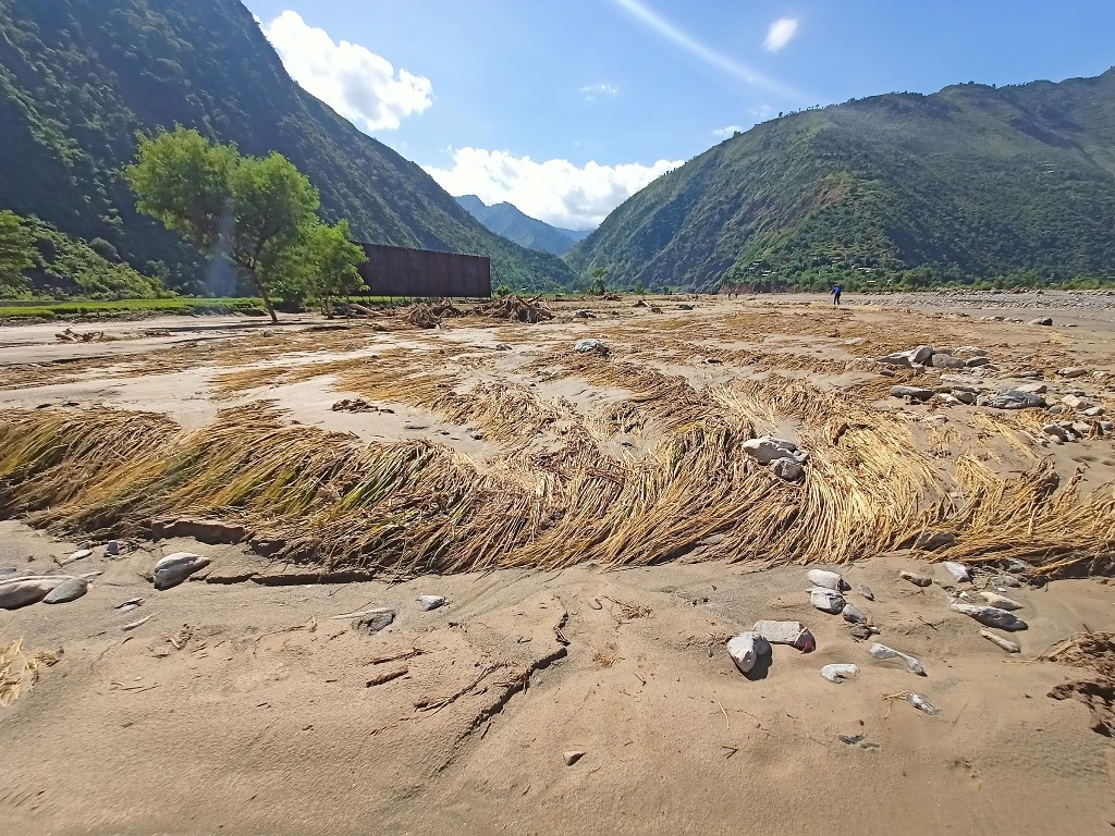 बाढीपहिरो नेपालथोक