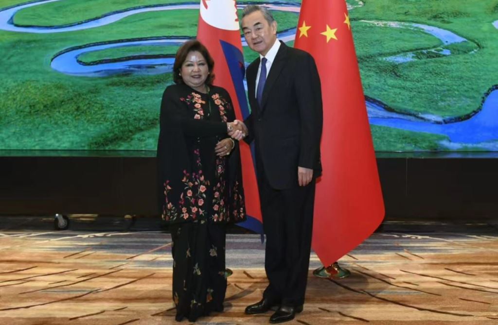 डा. आरजु राणा देउवा र वाङ यी