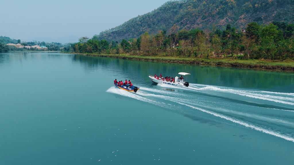 ‘मोटरबोट’ व्यवसाय