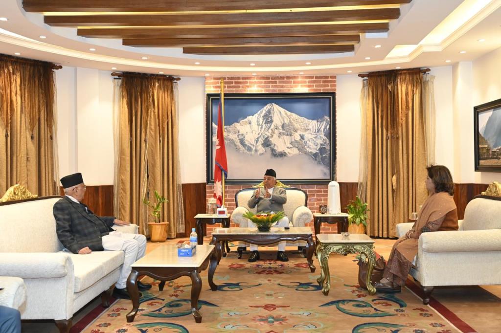 राष्ट्रपति पौडेलसँग प्रधानमन्त्री ओलीको भेट