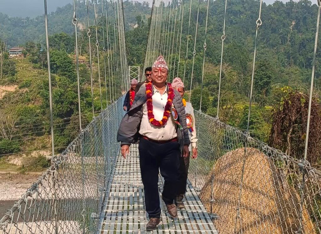 अरुणखोलामा पुल निर्माण