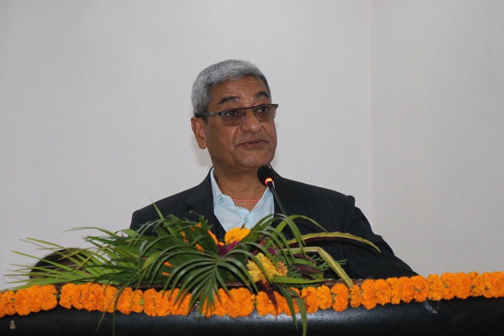 रमेश लेखक