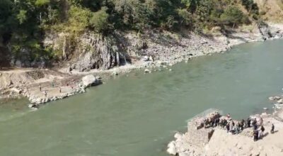 सुनकोशीस्थित फोक्सिङटारमा अस्थायी बेलिब्रिज