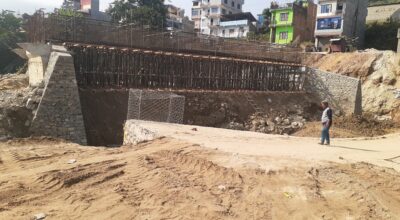 बुल्दीखोलामा निर्माणाधीन पुल ५० प्रतिशत सम्पन्न