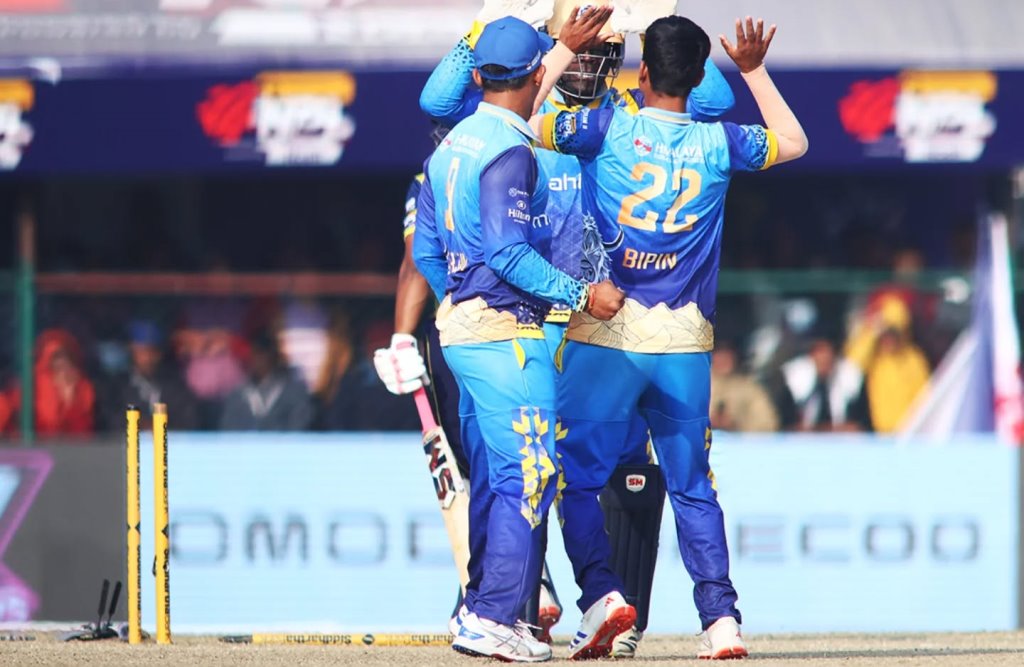 कर्णाली याक्स