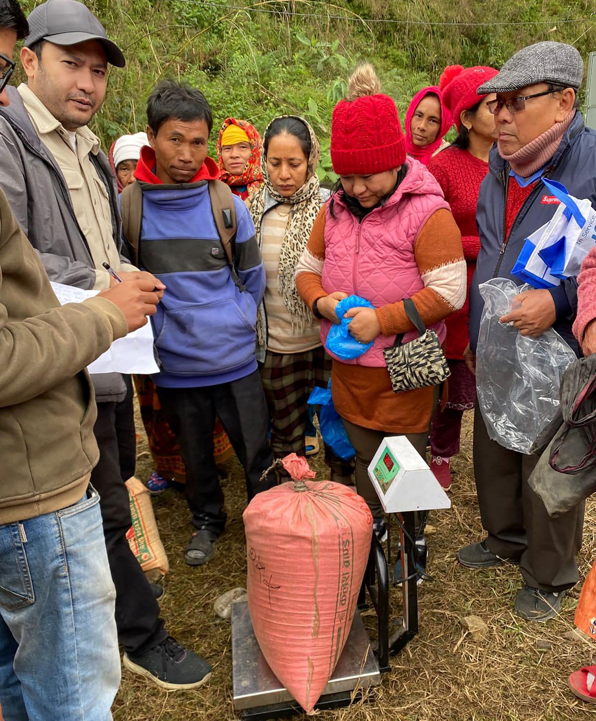 स्थानीयस्तरमा उत्पादित मास