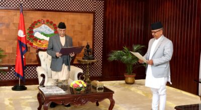 प्रधानमन्त्रीसमक्ष प्रमुख सूचना आयुक्तले लिए शपथ