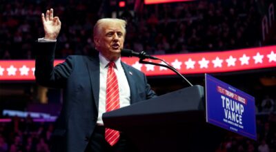 डोनाल्ड ट्रम्प