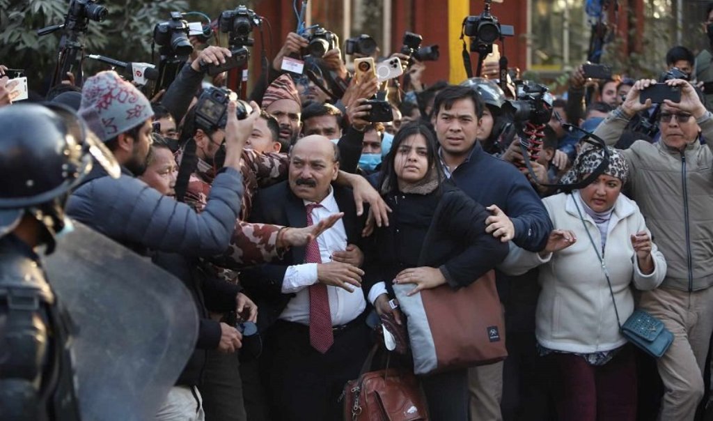 दिनेश त्रिपाठी